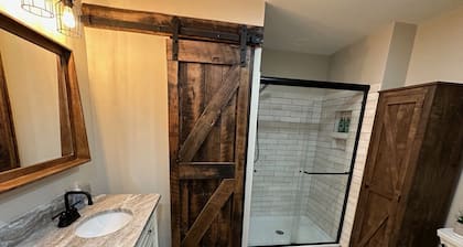 Lovely Farm Cabin Experience