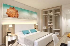 A hotel room with a bed, bedside tables, a large painting, a wardrobe, and a tray with oranges. - THB Cala Lliteras - Adults Only (Llevant)