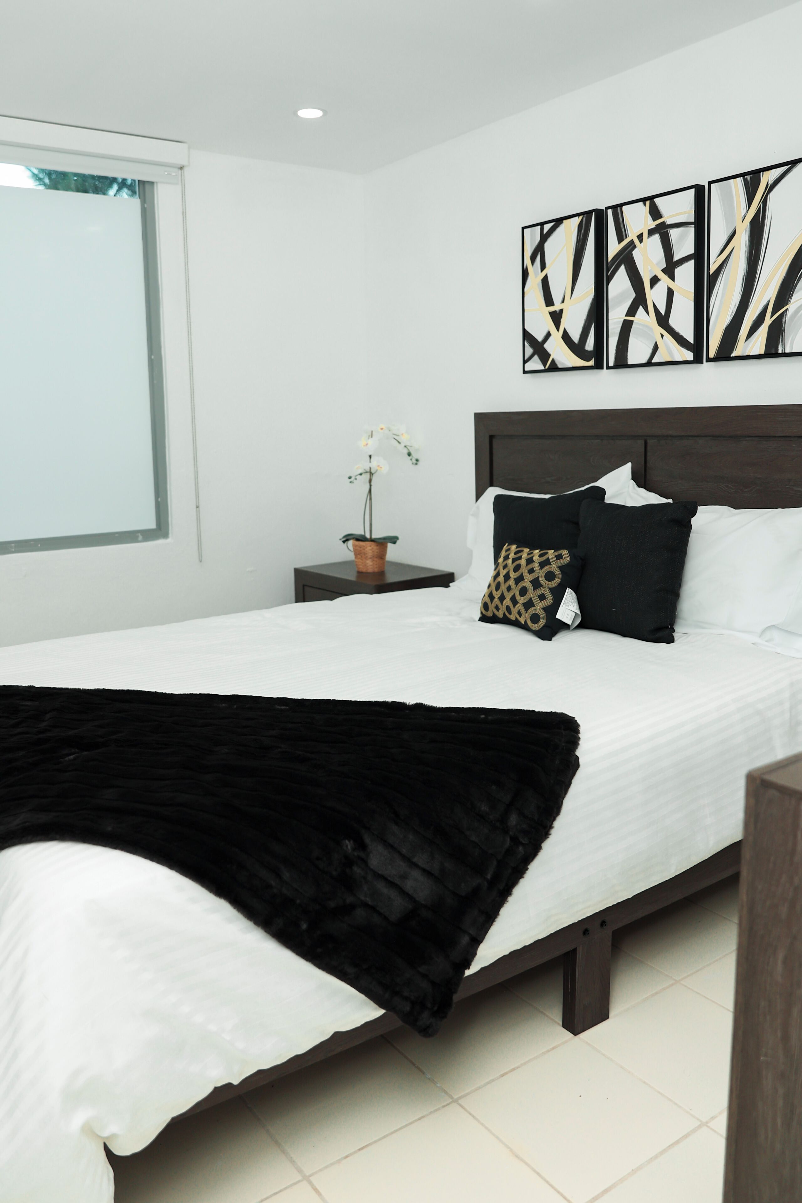 2 dormitorios, tabla de planchar con plancha, wifi y ropa de cama