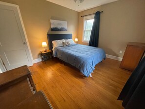 4 bedrooms, travel cot, WiFi, bed sheets