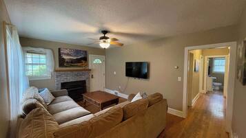 TV, fireplace, offices
