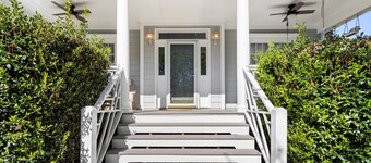 Fenced In|Pets OK|By DT Apex|King Bed|EV Charger