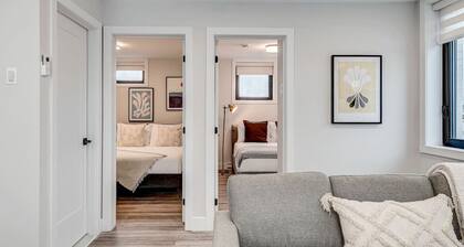 2BR LOFT with private terrace- Plaza St-Hubert