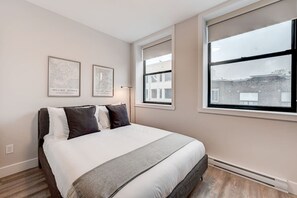 2 chambres, bureau, fer et planche à repasser, Wi-Fi gratuit