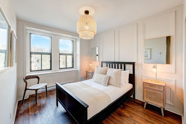 1 chambre, bureau, fer et planche à repasser, Wi-Fi gratuit