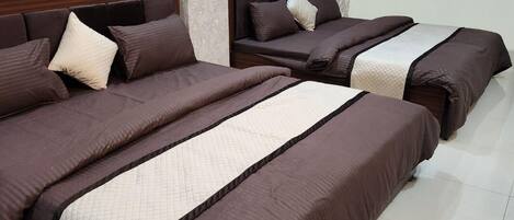 Classic Quadruple Room