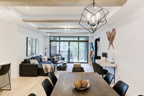 Smart TV, chimenea