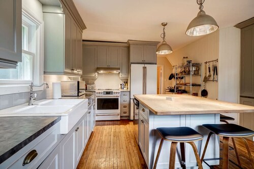 Chalet Pont De Fer - 12 Guest- 6BDR with Jacuzzi