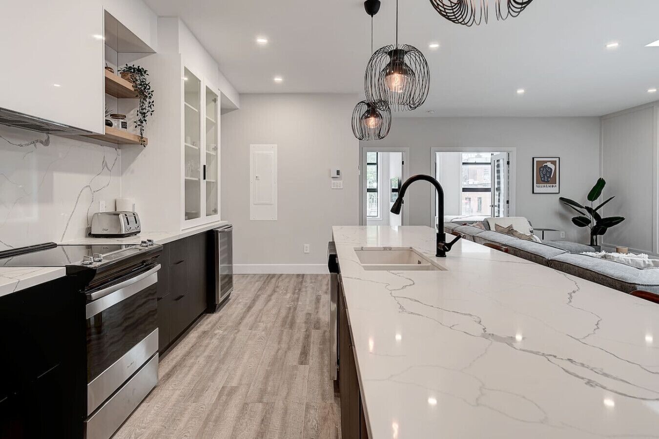 Refrigerador, microondas, horno, placa de cocina