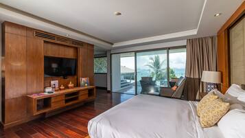 Premium bedding, down duvets, pillow-top beds, in-room safe