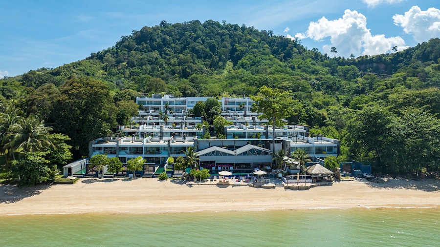 Phuket Moonlit Bay Seaview Resort&Spa