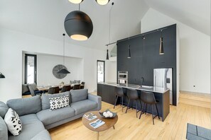 TV connectée, cheminée