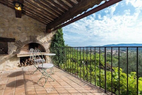 Charming Villa 18 guest with Pool at near Cannes