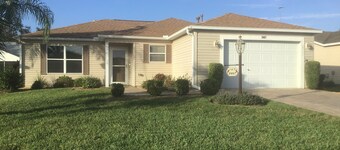 3-bedroom house in charming The Villages with WiFi, AC