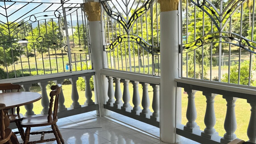 Thebreeze2022 酒店