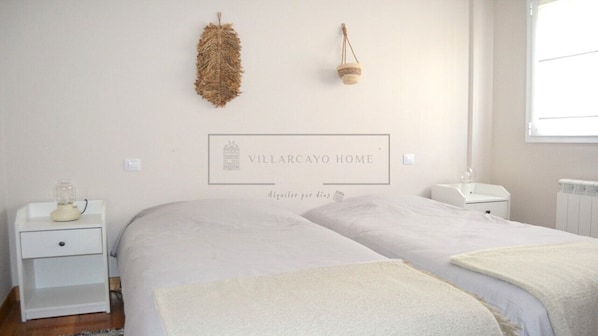 3 bedrooms, iron/ironing board, WiFi, bed sheets - VILLARCAYO HOME 3-habitaciones, lujoso apartamento muy amplio y céntrico (VILLARCAYO)