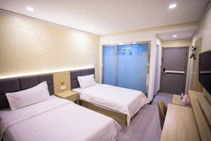 Room - Huayi Hotel(Tianjin Dongli Development Zone National Convention and Exhibition Center Store) (Tianjin)