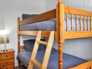 3 Schlafzimmer, kostenloses WLAN, Bettwäsche