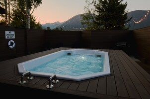 Εξωτερική μπανιέρα σπα