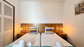 1 slaapkamer, een strijkplank/strijkijzer, gratis wifi, beddengoed