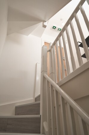 Interior - Snooze Luxe House Room 2 (West Northamptonshire)