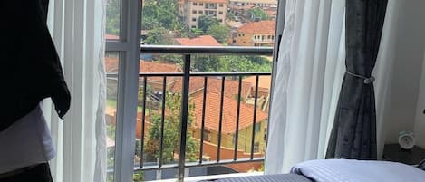 1 camera, una scrivania, ferro/asse da stiro, Wi-Fi