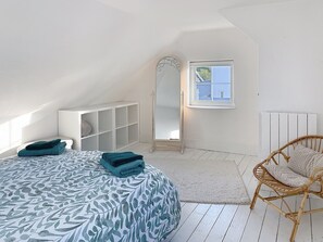 2 bedrooms, WiFi, bed sheets