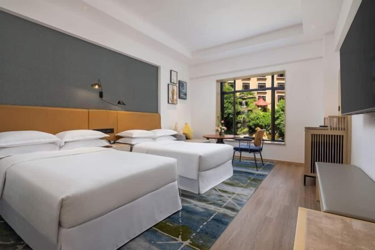 Cots/infant beds