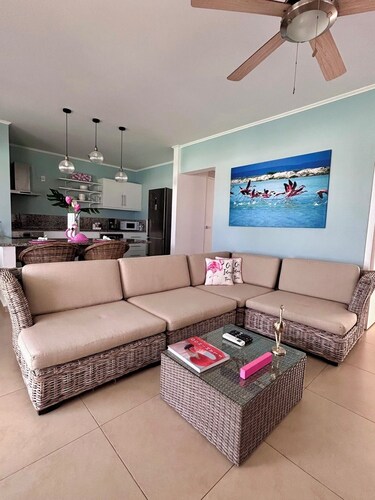 Dive ~ Snorkel ~ Swim ~ Eat ~ REPEAT!! It’s a great day to book your Vacay!!