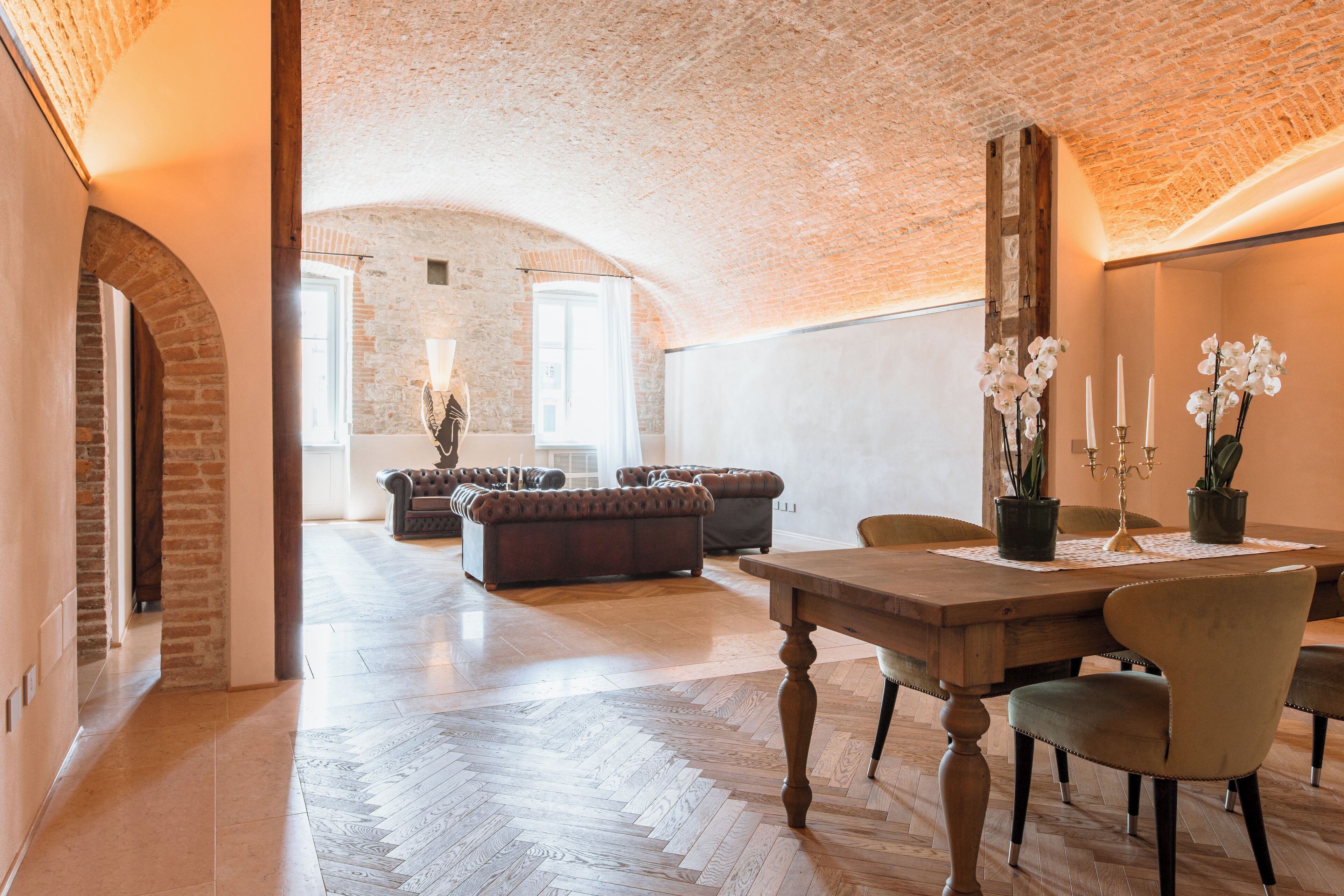 Exclusive Condo | Living area | TV