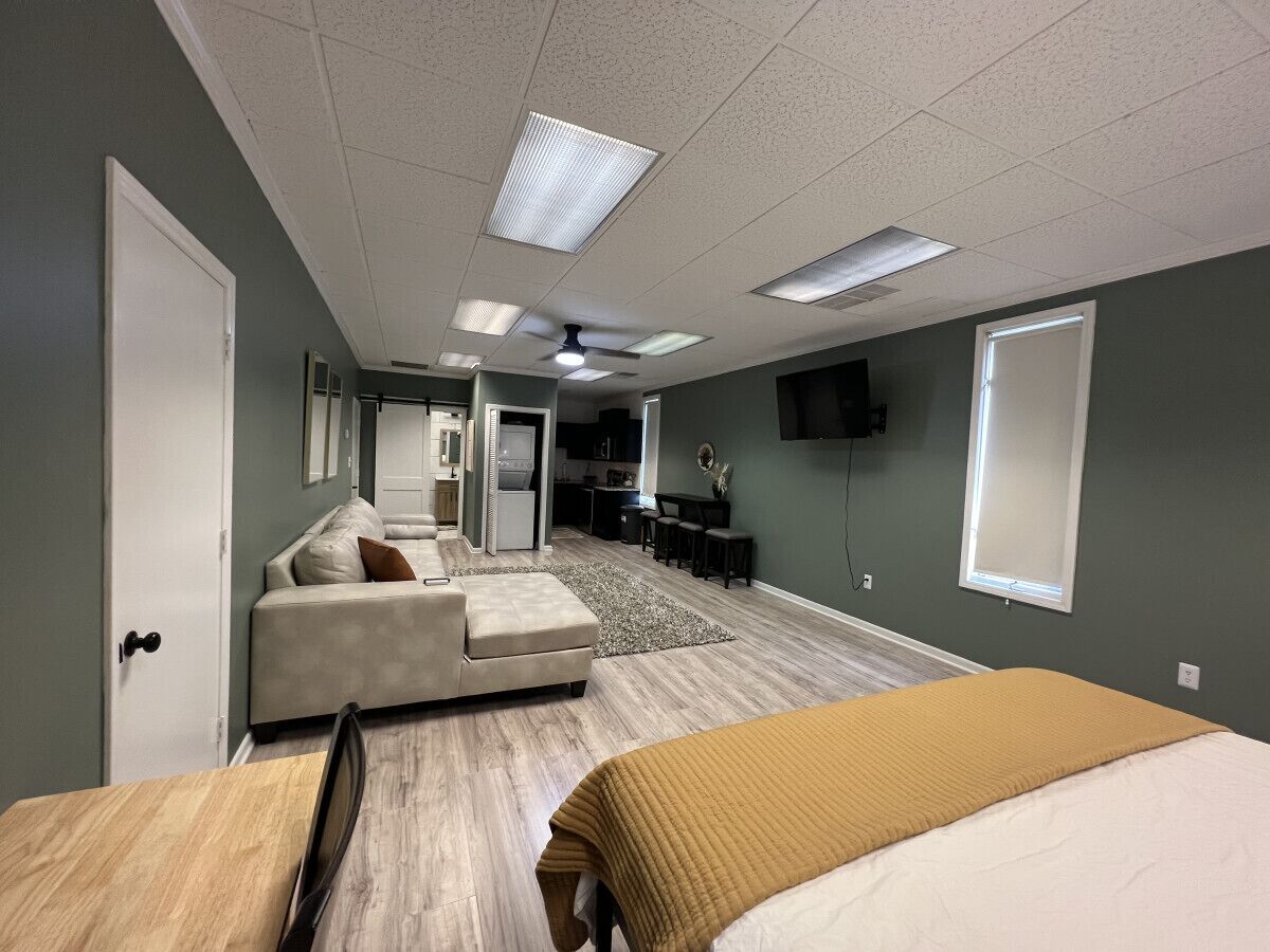 1 bedroom, desk, free WiFi, bed sheets