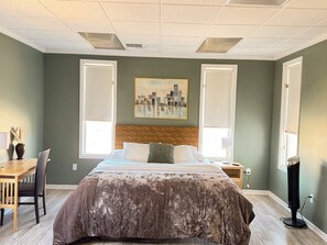 1 dormitorio, escritorio, wifi gratis y ropa de cama
