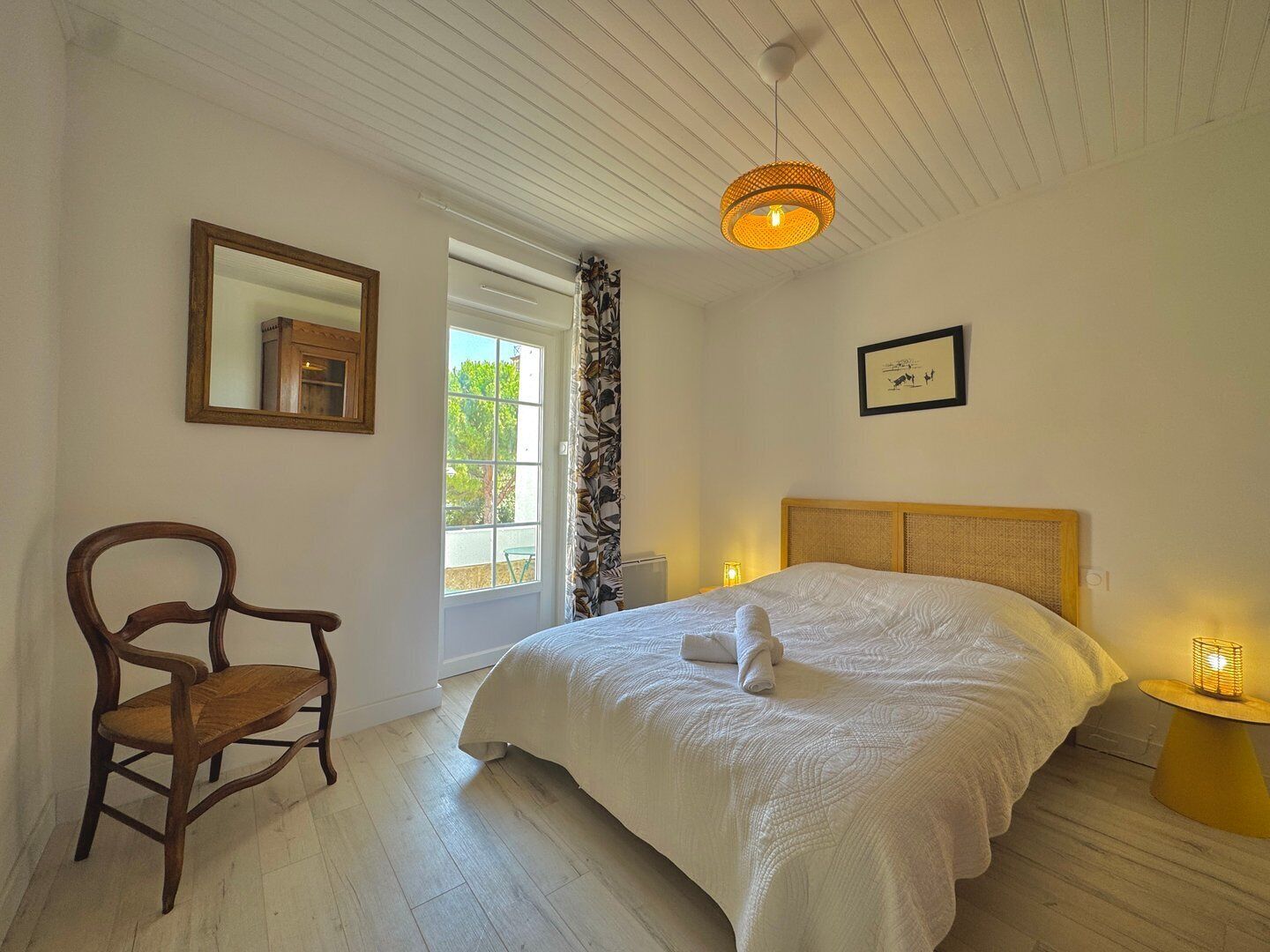 5 bedrooms, Internet, bed sheets