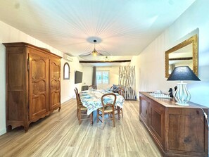 Interior - La Sernhacoise, Saune, Game room, Garage (Sernhac)