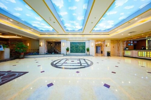 Landscape Hotel (Longyan Railway Station)