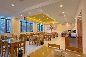 Unclassified image, 4 of 27, button - GreenTree Liaocheng Yanggu Huangshan Road Shizilou (Yanggu)
