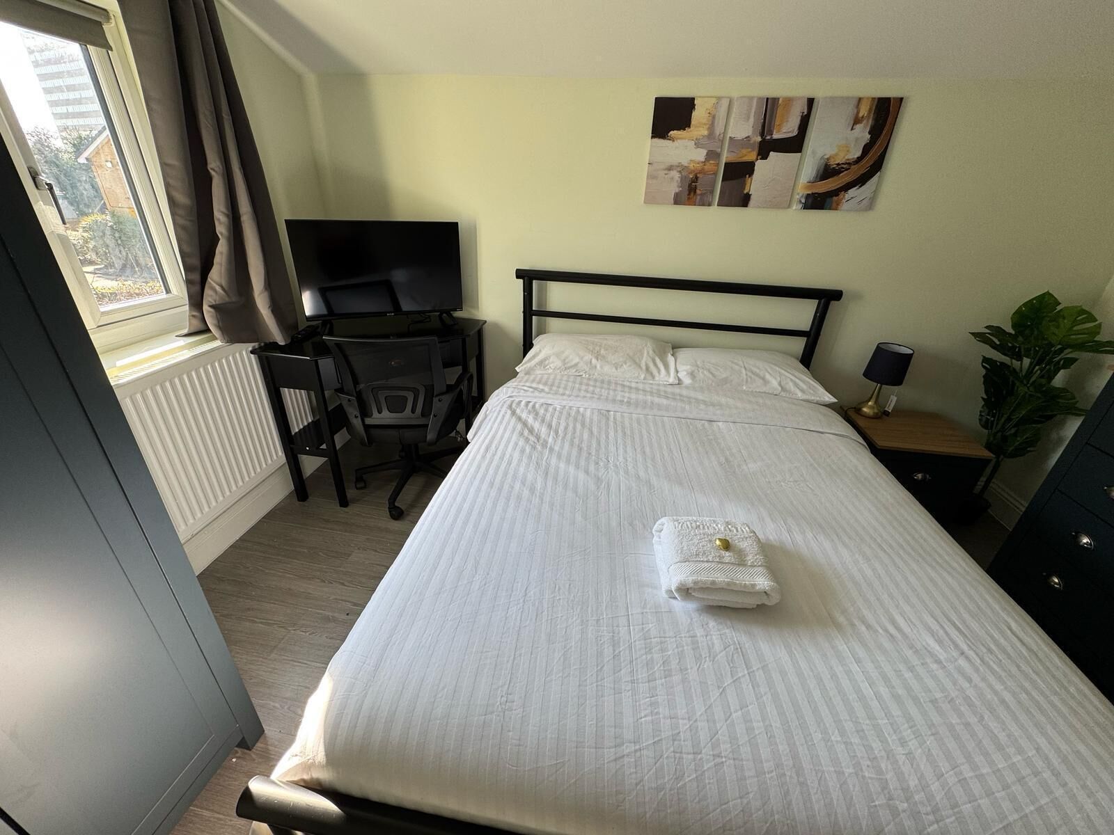 Tweepersoonskamer, gemeenschappelijke badkamer (1) | Lakens van Egyptisch katoen, luxe beddengoed