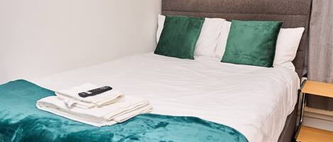 1 bedroom, free WiFi, bed sheets