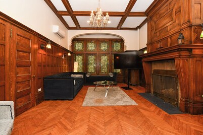 The Maison Gatsby Apartment  : 3 Bedroom 2 Bathroom