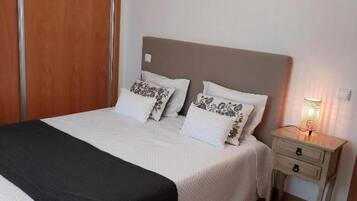 1 chambre, Wi-Fi gratuit, draps fournis
