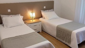1 bedroom, free WiFi, bed sheets
