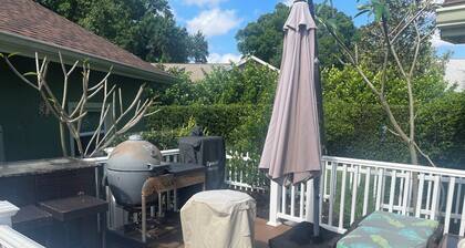 Charming studio in superb Fort Myers that’s conveniently located