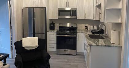 Charming studio in superb Fort Myers thatâs conveniently located