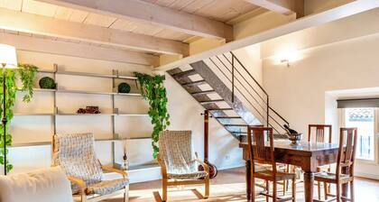 Luxury Loft: Historic Center