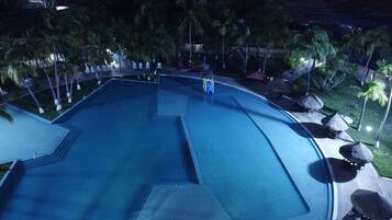 Alberca al aire libre