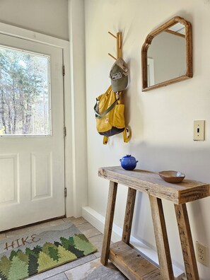 Interior - Blueberry Cottage (Southwest Harbor)