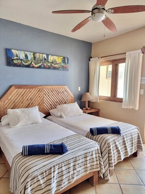 Comfort Double or Twin Room, Ocean View | Bed sheets - Mancora Beach Hotel  (Máncora)