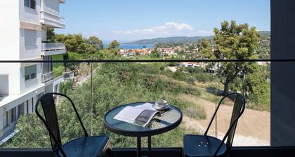Acropol Golden Suites
