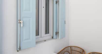 TWO STORY ELEGANT, SKEPI TOWNHOUSES