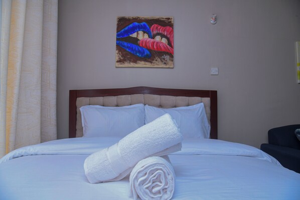 1 bedroom, WiFi, bed sheets